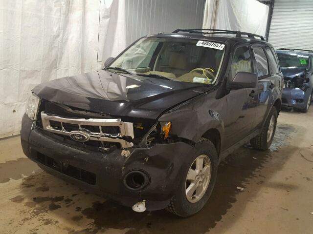 1FMCU9D79BKA93777 - 2011 FORD ESCAPE XLT BLACK photo 2