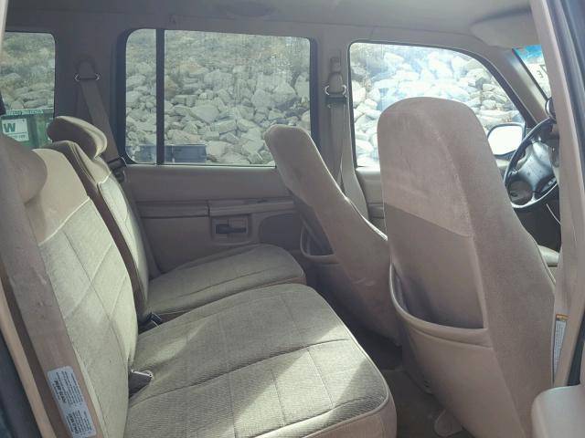 1FMDU35P7VZC35443 - 1997 FORD EXPLORER GREEN photo 6