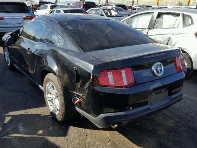 1ZVBP8AM7C5265068 - 2012 FORD MUSTANG BLACK photo 3