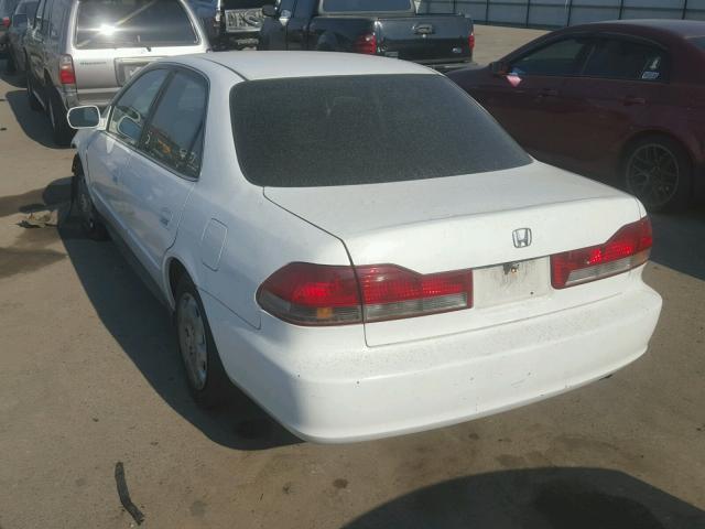 JHMCG66541C005280 - 2001 HONDA ACCORD LX WHITE photo 3