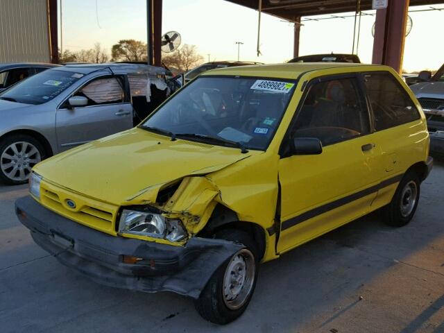 KNJPT06H1L6126448 - 1990 FORD FESTIVA L YELLOW photo 2