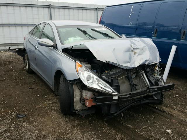 5NPEB4AC2DH790782 - 2013 HYUNDAI SONATA GLS SILVER photo 1