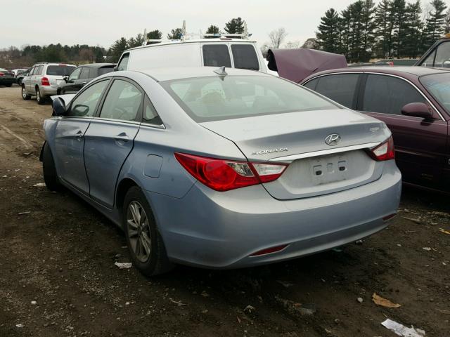 5NPEB4AC2DH790782 - 2013 HYUNDAI SONATA GLS SILVER photo 3