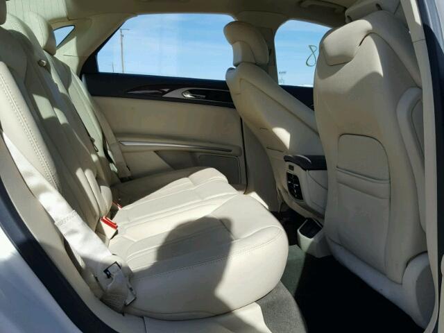 3LN6L2G99DR820239 - 2013 LINCOLN MKZ Սպիտակ լուսանկար 6