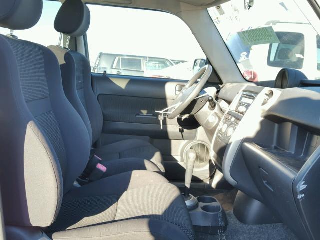 JTLKT324X64039976 - 2006 TOYOTA SCION XB BLACK photo 5