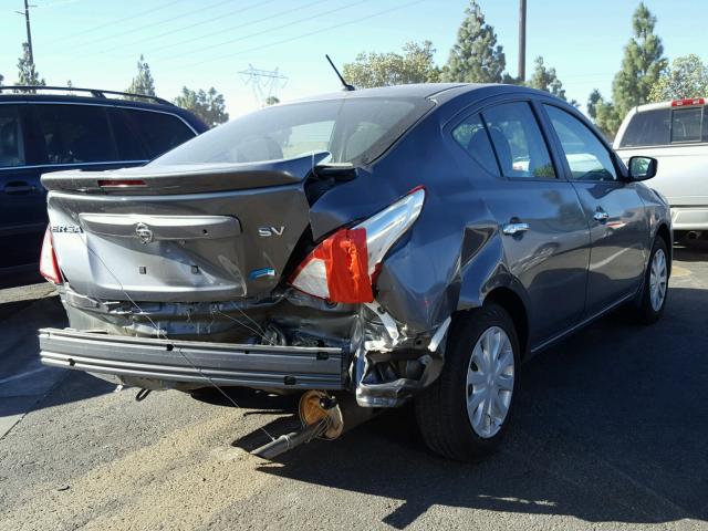 3N1CN7AP9GL891697 - 2016 NISSAN VERSA S GRAY photo 4