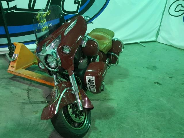 56KTRAAA3F3321757 - 2015 INDIAN MOTORCYCLE CO. ROADMASTER RED photo 2