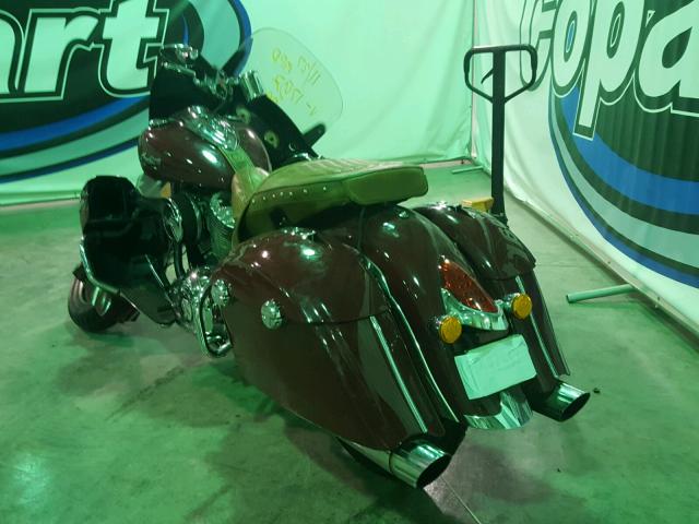 56KTRAAA3F3321757 - 2015 INDIAN MOTORCYCLE CO. ROADMASTER RED photo 3