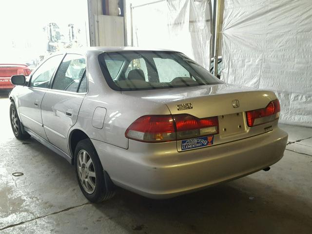 1HGCG56742A069525 - 2002 HONDA ACCORD SE SILVER photo 3