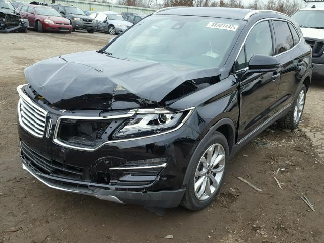 5LMCJ2D94HUL21759 - 2017 LINCOLN MKC SELECT BLACK photo 2