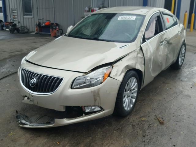 2G4GS5EV7D9242804 - 2013 BUICK REGAL PREM BEIGE photo 2