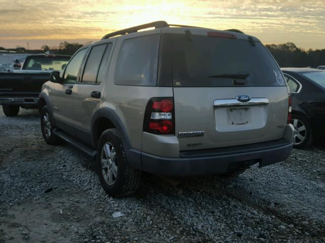 1FMEU63E56UA55772 - 2006 FORD EXPLORER X GOLD photo 3