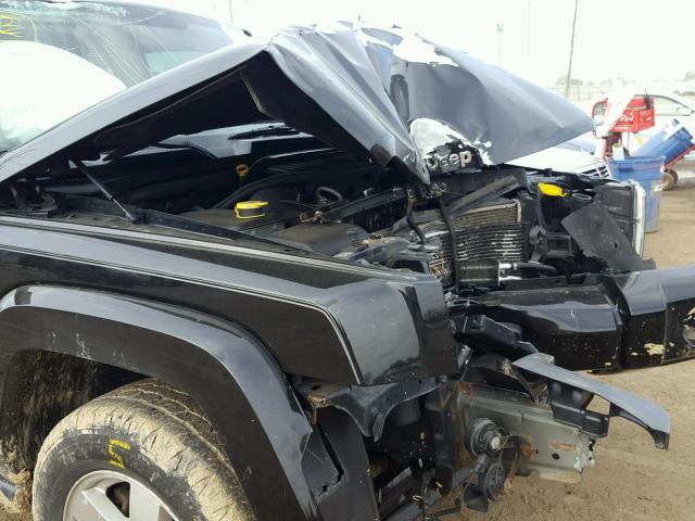 1J8HG48K57C669233 - 2007 JEEP COMMANDER BLACK photo 9