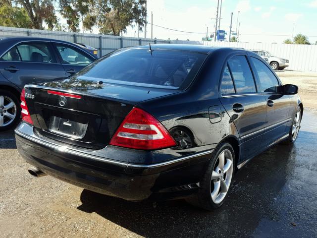 WDBRF52HX6E021289 - 2006 MERCEDES-BENZ C GENERATI BLACK photo 4