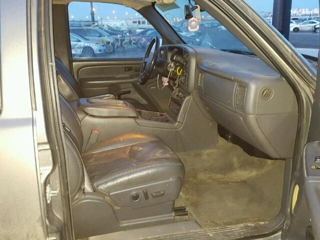 2GCEK13T561307897 - 2006 CHEVROLET SILVERADO GRAY photo 5