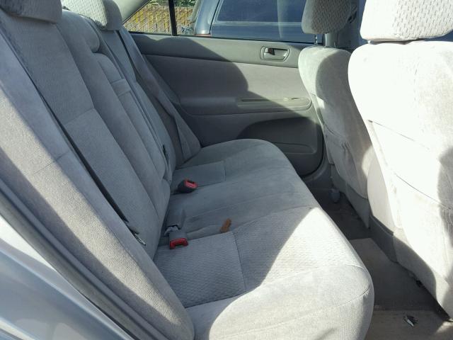 4T1BE32K44U865736 - 2004 TOYOTA CAMRY LE ვერცხლისფერი ფოტო 6