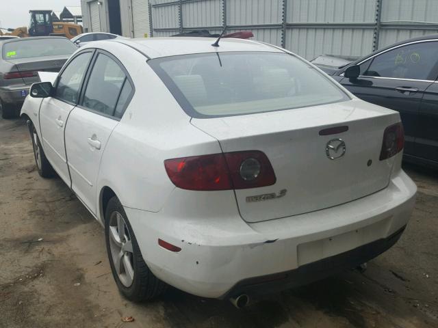 JM1BK12F141163444 - 2004 MAZDA 3 I WHITE photo 3