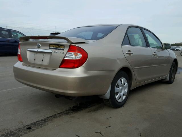 JTDBE32K740248388 - 2004 TOYOTA CAMRY LE 金色 照片 4