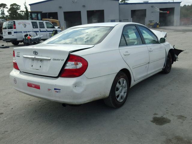 4T1BE32K13U154493 - 2003 TOYOTA CAMRY LE WHITE photo 4