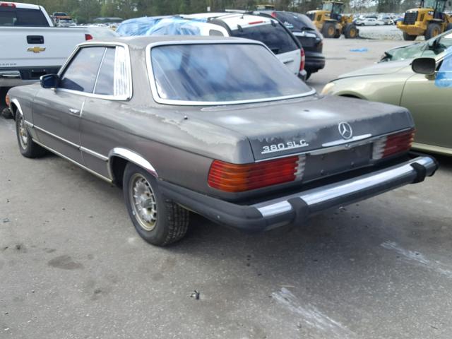 WDBBA25A1BB003563 - 1981 MERCEDES-BENZ 380 SLC GRAY photo 3