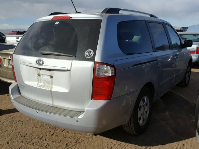 KNDMG4C39A6344418 - 2010 KIA SEDONA LX SILVER photo 4