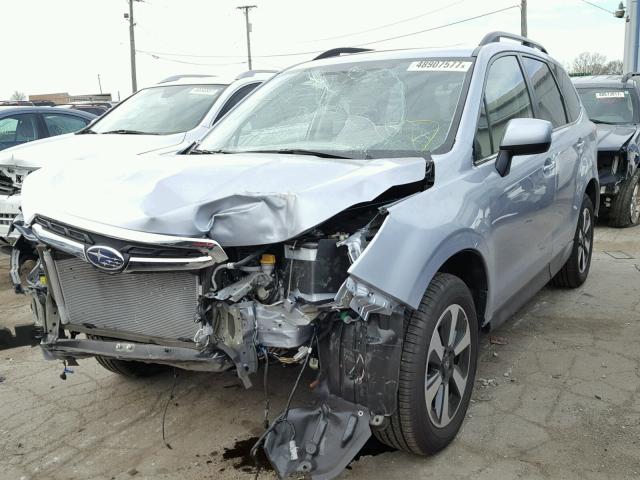 JF2SJARC6JH420665 - 2018 SUBARU FORESTER 2 SILVER photo 2