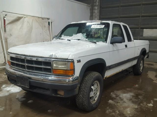 1B7GG23Y5TS609178 - 1996 DODGE DAKOTA WHITE photo 2