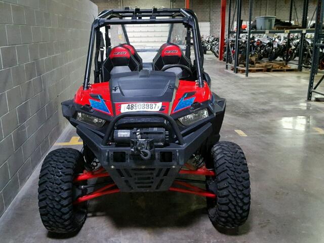 4XAVCE876GB339105 - 2016 POLARIS RZR 4 900 RED photo 2