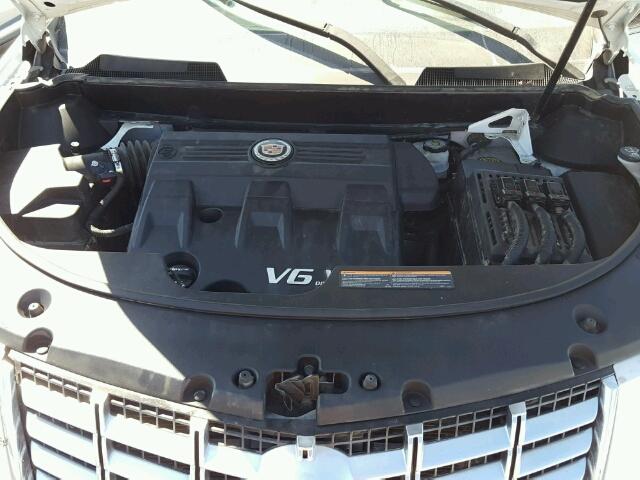 3GYFNCE3XFS624285 - 2015 CADILLAC SRX PERFOR 白色 照片 7