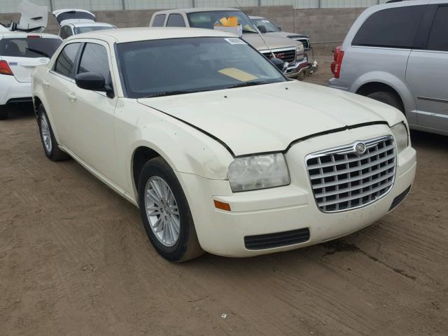 2C3KA43D39H516748 - 2009 CHRYSLER 300 LX WHITE photo 1