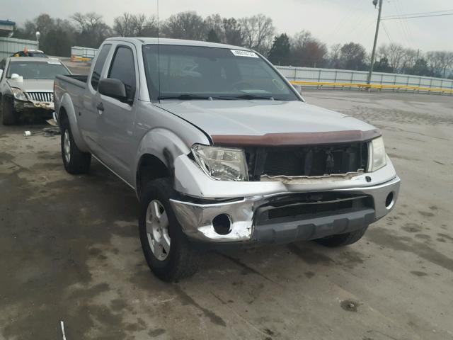 1N6AD06W47C442001 - 2007 NISSAN FRONTIER K SILVER photo 1