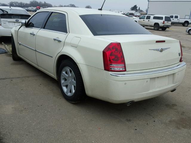 2C3LA63H08H268508 - 2008 CHRYSLER 300C CREAM photo 3