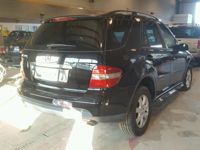 4JGBB86E16A038386 - 2006 MERCEDES-BENZ ML 350 BLACK photo 4