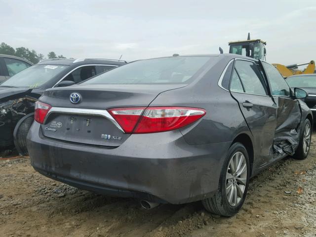 4T1BD1FK0FU149162 - 2015 TOYOTA CAMRY HYBR GRAY photo 4