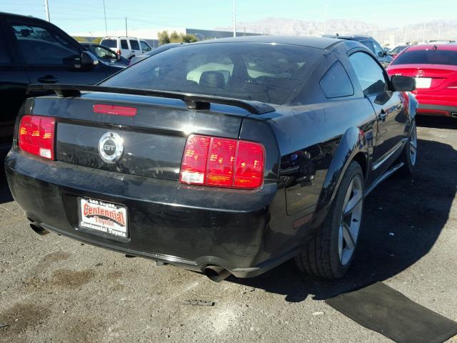 1ZVFT82HX65182995 - 2006 FORD MUSTANG GT BLACK photo 4