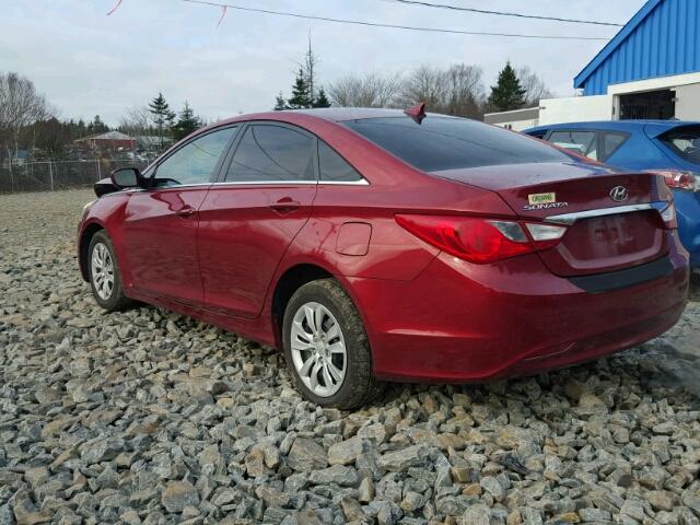 5NPEB4AC5BH229487 - 2011 HYUNDAI SONATA GLS RED photo 3