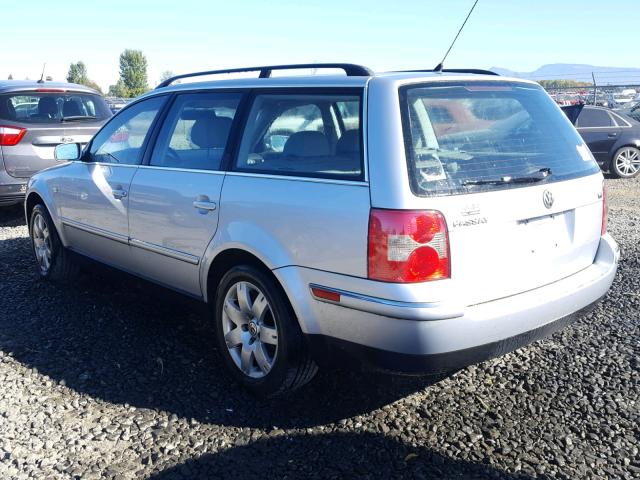 WVWWH63B52E109059 - 2002 VOLKSWAGEN PASSAT GLX SILVER photo 3
