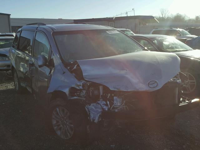 5TDYK3DC5BS156697 - 2011 TOYOTA SIENNA XLE SILVER photo 1