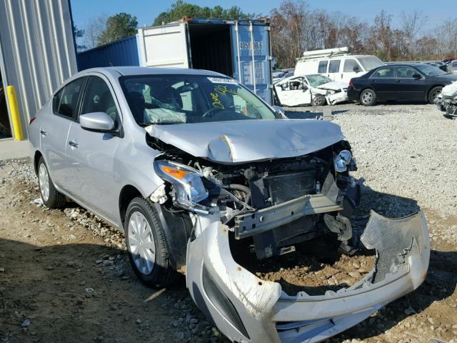 3N1CN7AP1GL802558 - 2016 NISSAN VERSA S SILVER photo 1