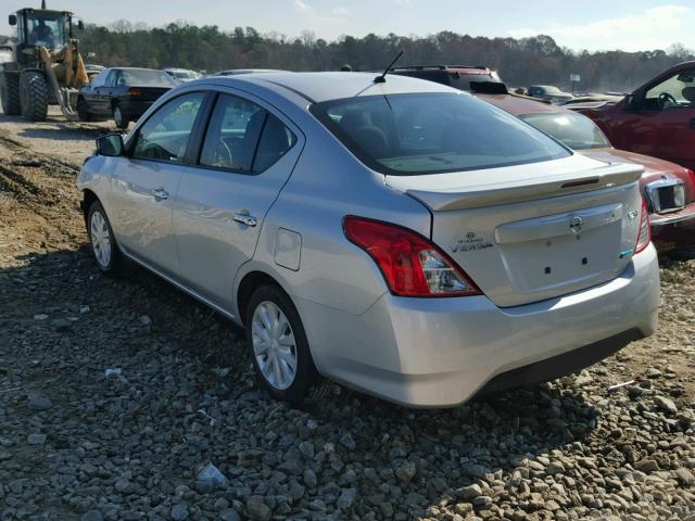 3N1CN7AP1GL802558 - 2016 NISSAN VERSA S SILVER photo 3