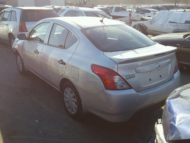 3N1CN7AP1HL870442 - 2017 NISSAN VERSA S SILVER photo 3