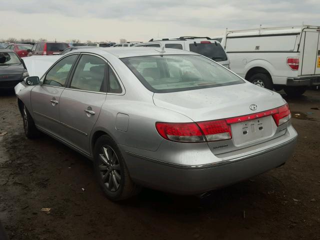 KMHFC46F49A341988 - 2009 HYUNDAI AZERA SE SILVER photo 3