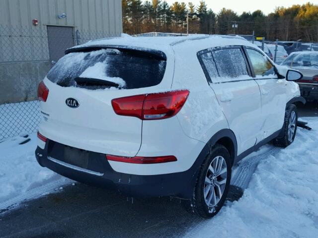 KNDPBCAC1F7711905 - 2015 KIA SPORTAGE L WHITE photo 4