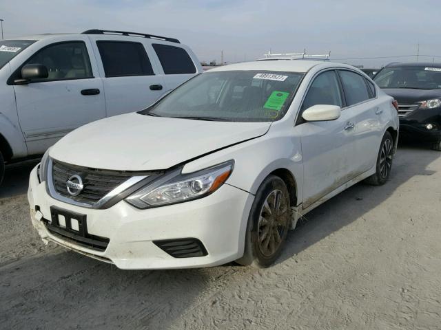 1N4AL3APXHN304756 - 2017 NISSAN ALTIMA 2.5 WHITE photo 2