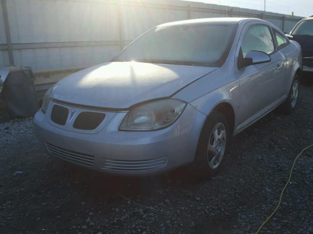 1G2AL18F587115646 - 2008 PONTIAC G5 SILVER photo 2