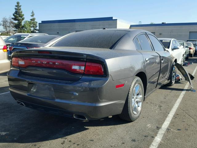 2C3CDXBG9EH137708 - 2014 DODGE CHARGER SE CHARCOAL photo 4