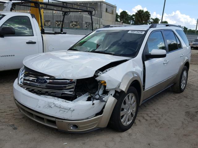 1FMDK07W88GA22588 - 2008 FORD TAURUS X E WHITE photo 2