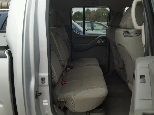 1N6AD07W47C443311 - 2007 NISSAN FRONTIER C GRAY photo 6