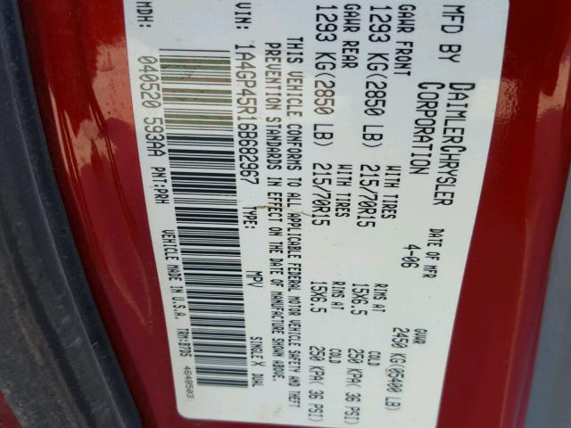 1A4GP45R16B682967 - 2006 CHRYSLER TOWN & COU 栗色 照片 10