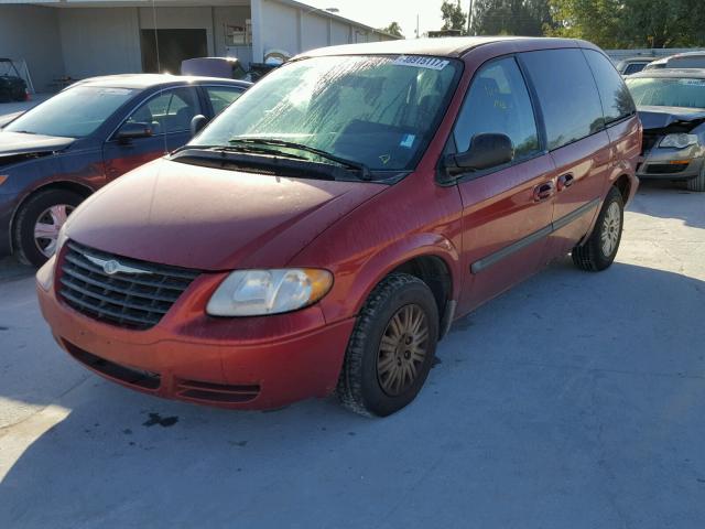 1A4GP45R16B682967 - 2006 CHRYSLER TOWN & COU MAROON photo 2